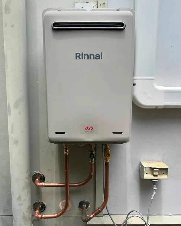 Rinnai continuous flow hot water unit installed with new copper pipework